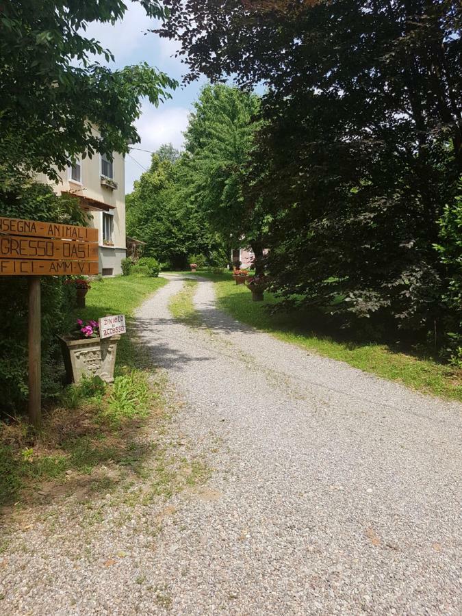 Le Case Nel Bosco Vanzago Eksteriør bilde
