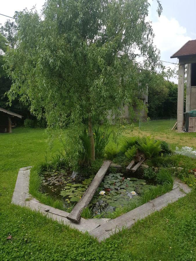 Le Case Nel Bosco Vanzago Eksteriør bilde